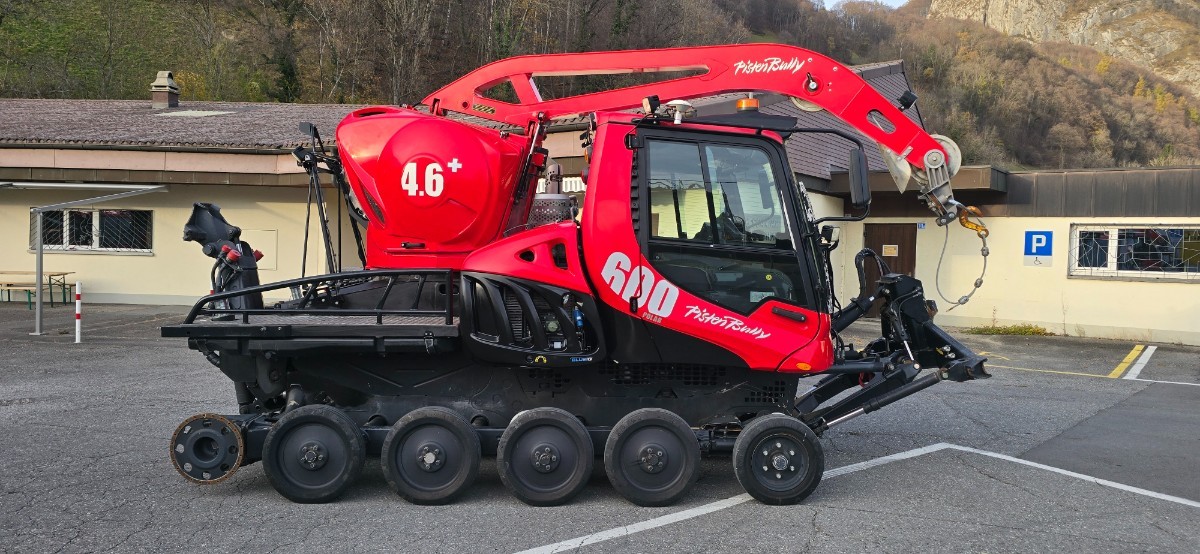 PistenBully 600 W Polar 828
