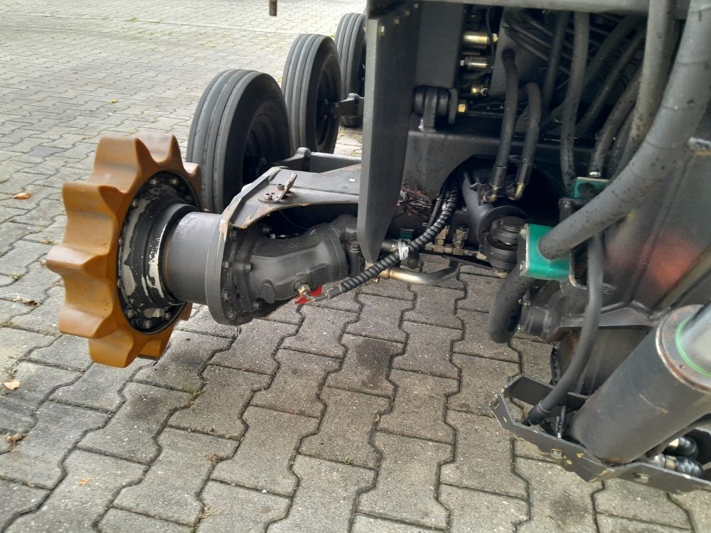 Pistenbully PB 100