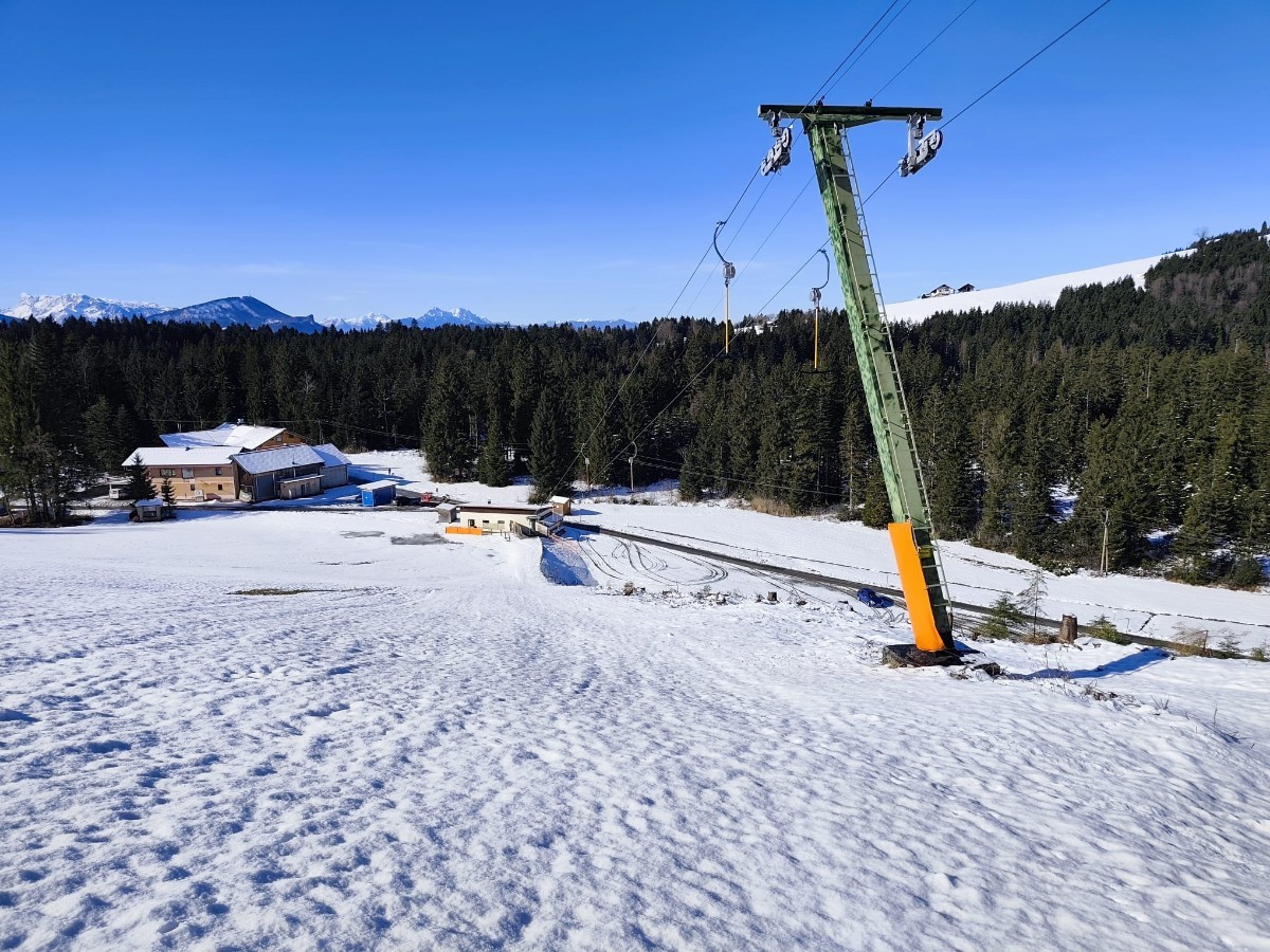 Schlepplift (Langbügel)