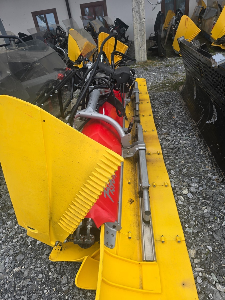 PistenBully 600 W Polar 828