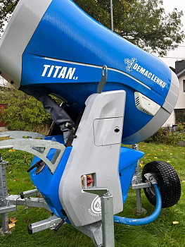TITAN 4.0
